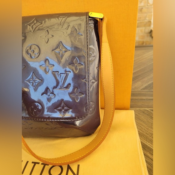 Indigo Monogram Vernis Thompson Street Bag - Picture 3 of 16